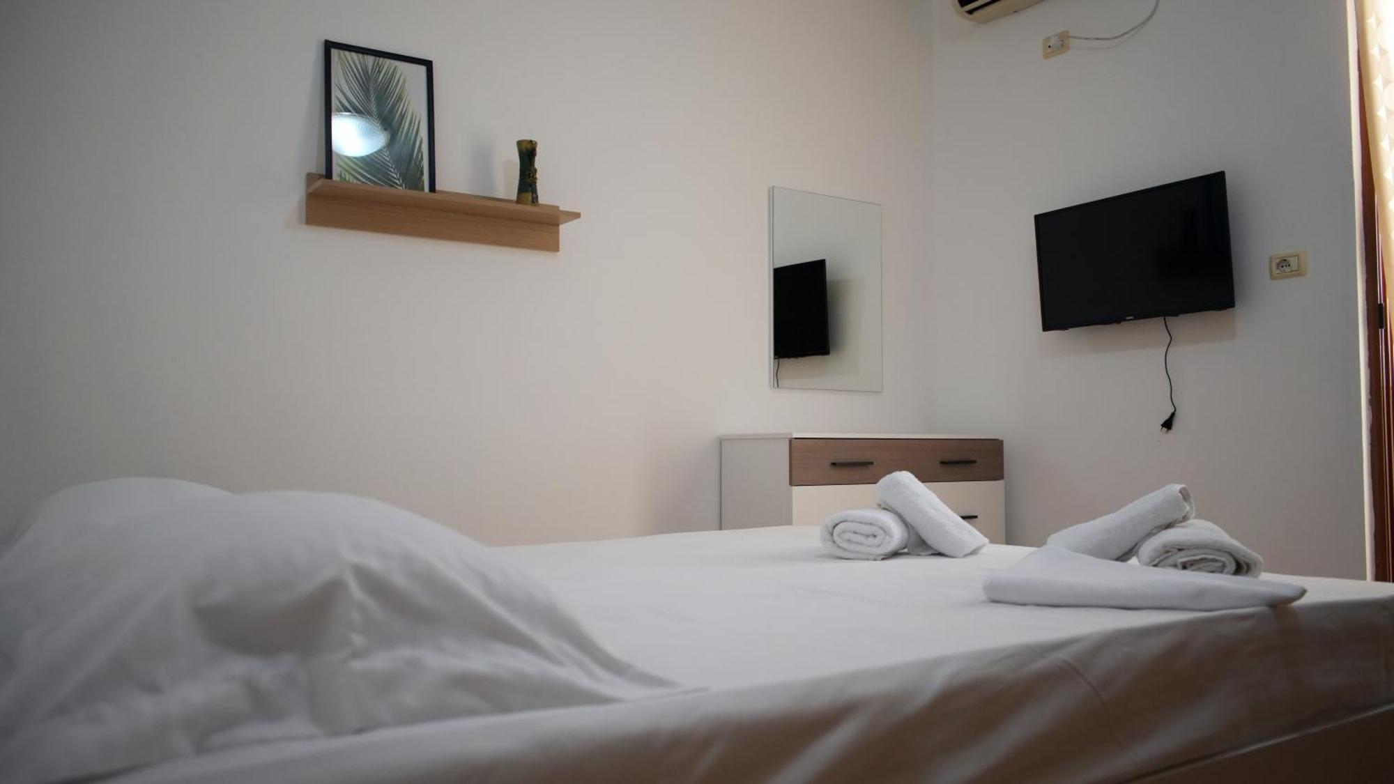 Melek Luxury Unit 15 Apartament Gjirokastra